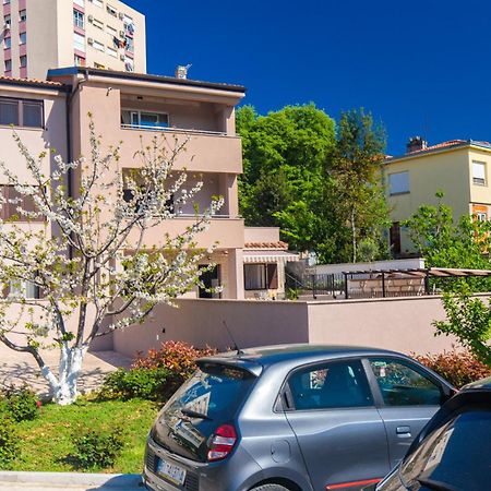 Ela Apartment Rijeka Exterior foto