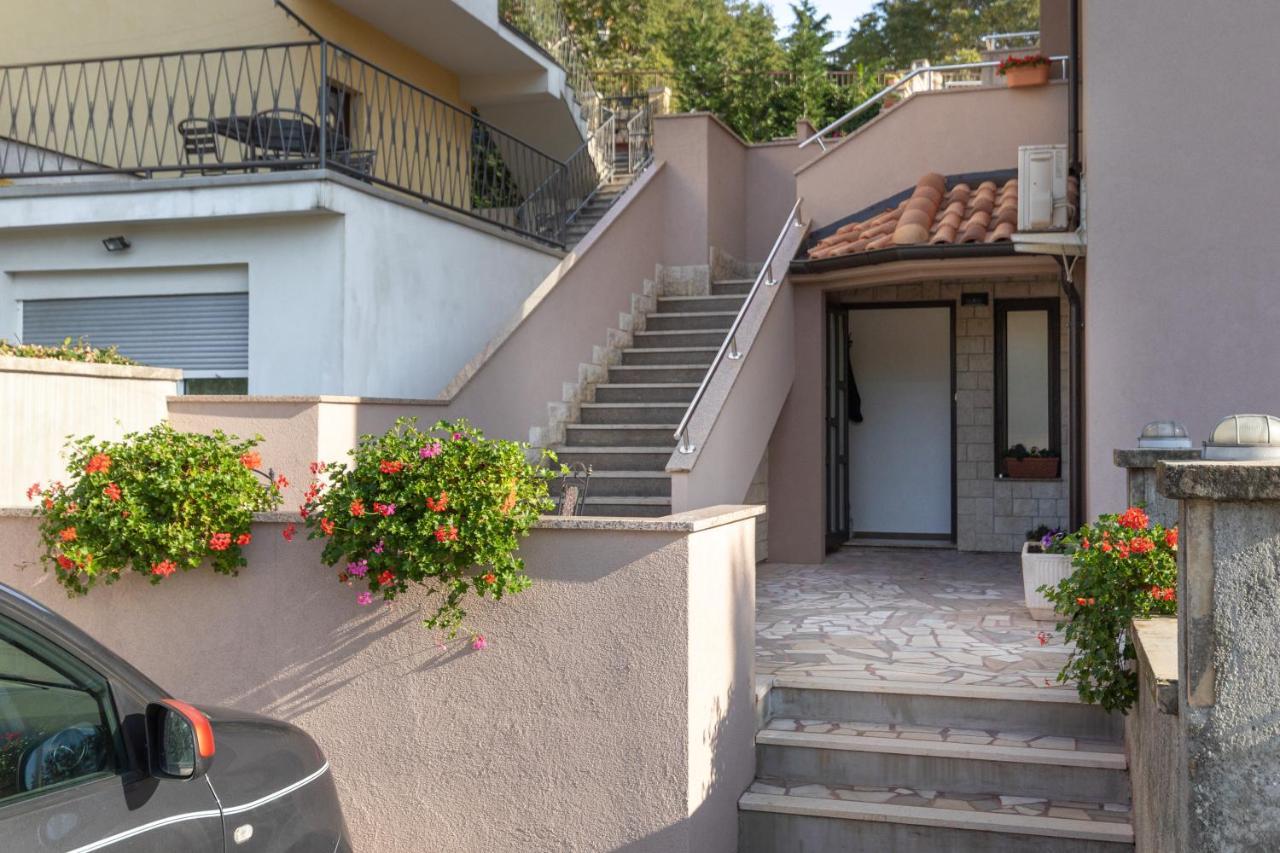 Ela Apartment Rijeka Exterior foto